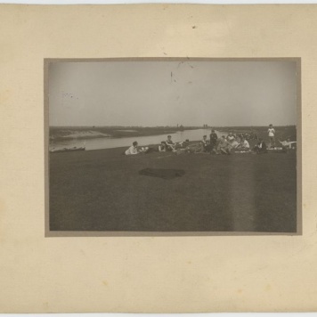 Wycieczka szlakiem wodnym członków Kaliskiego Towarzystwa Wioślarskiego do Poznania