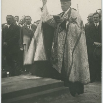 Zdjęcie z pobytu w Kaliszu . J. Piłsudskiego, I. Mościckiego, S. Wojciechowskiego