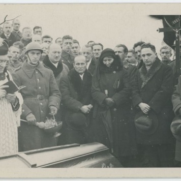 Uroczystości przeniesienia zwłok legionistów do Mauzoleum w Kaliszu