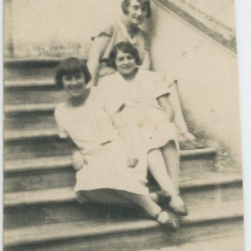 Portret trzech kobiet