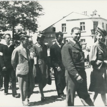 Zdjęcia reportażowe z uroczystości wręczenia sztandaru PCK w Koźminku