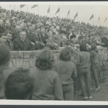 Zdjęcie z albumu dotyczącego kaliskiej hali sportowej