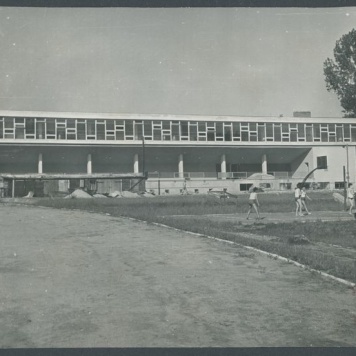 Zdjęcie z albumu dotyczącego kaliskiej hali sportowej