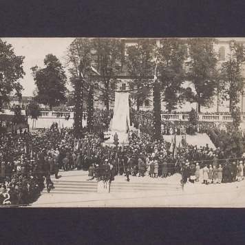 Odsłonięcie pomnika Bolesława Chrobrego przez prezydenta RP Ignacego Mościckiego. 