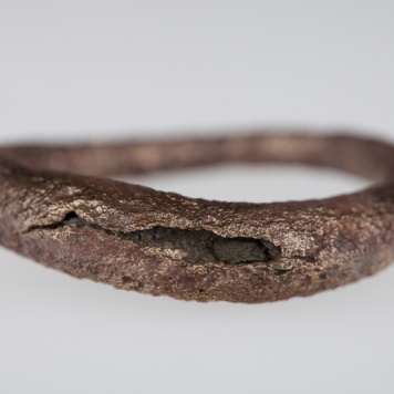 Pierścień brązowy - owalny