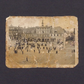 Gnieźnieński Rynek, południowa pierzeja.