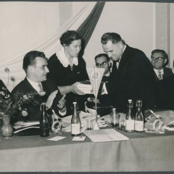 Zdjęcie z albumu dotyczącego kaliskiej hali sportowej