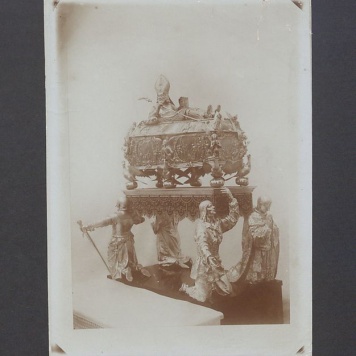 Relikwiarz, trumna św. Wojciecha.