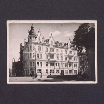 Kamienica na narożniku ulic Chrobrego i Mieszka I.