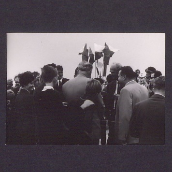 25-lecie Polskiej Rzeczypospolitej Ludowej. Grupa uczestników uroczystości.