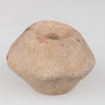 Gliniany, dwustożkowaty przęślik