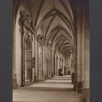 Nawa południowa w katedrze.