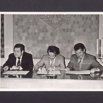 Podpisanie porozumienia z Filharmonią Poznańską w Gnieźnie w Pałacu Ślubów.