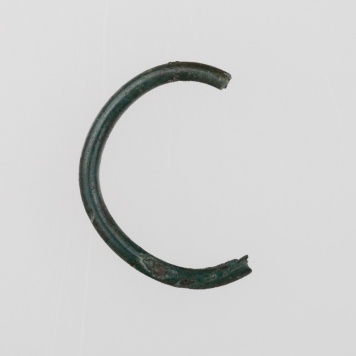 Fragment skrętu z drutu brązowego