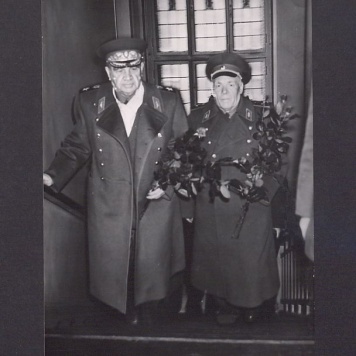 Wizyta żołnierzy radzieckich. Komitet Miejski PZPR.