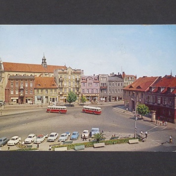 Plac Bohaterów Stalingradu.