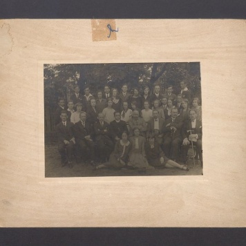 Uczniowie Miejskiej Szkoły Handlowo-Przemysłowej.