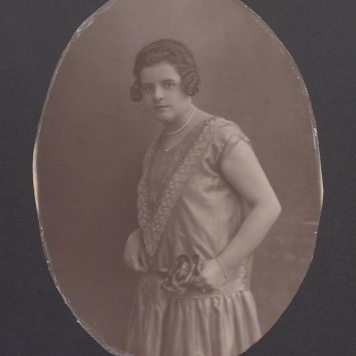 Portret Tekli Scholtz.