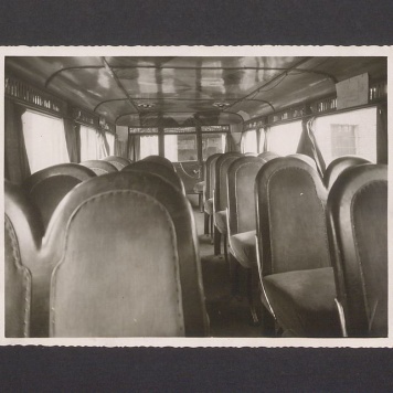 Wnętrze gnieźnieńskiego autobusu.