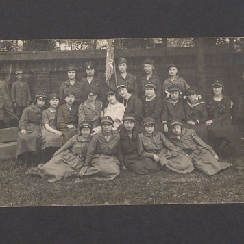 Gnieźnieńskie harcerki.