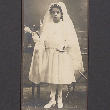 Portret komunijny Tekli Scholtz.