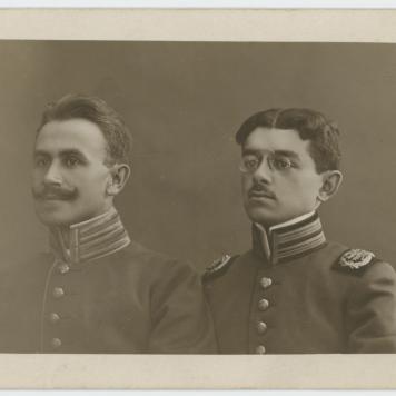 Fotografia przedstawiająca braci Trzeciaków: Mieczysława i Czesława