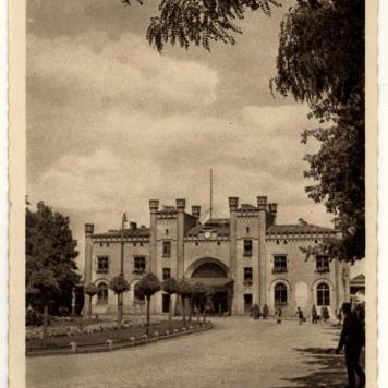 Dworzec kolejowy w Lesznie