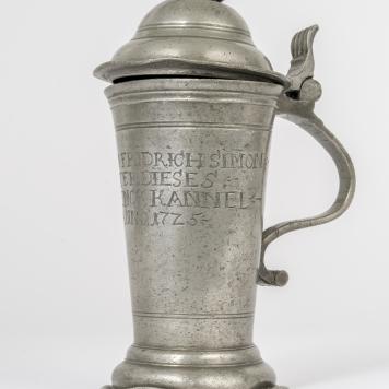 Naczynie z pokrywką