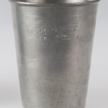 Kubek nieustalonego cechu