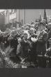 1 Maja 1972 r. w Gnieźnie. Trybuna przy ul. Chrobrego.